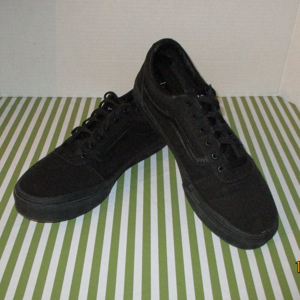 Vans Skateboard Sneakers